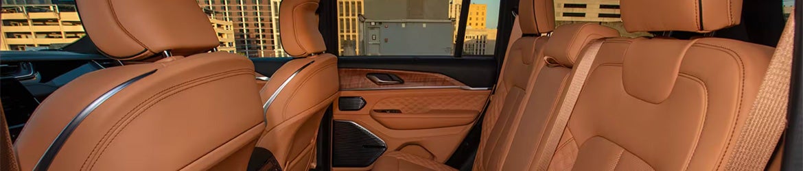 2025 Jeep Grand Cherokee interior